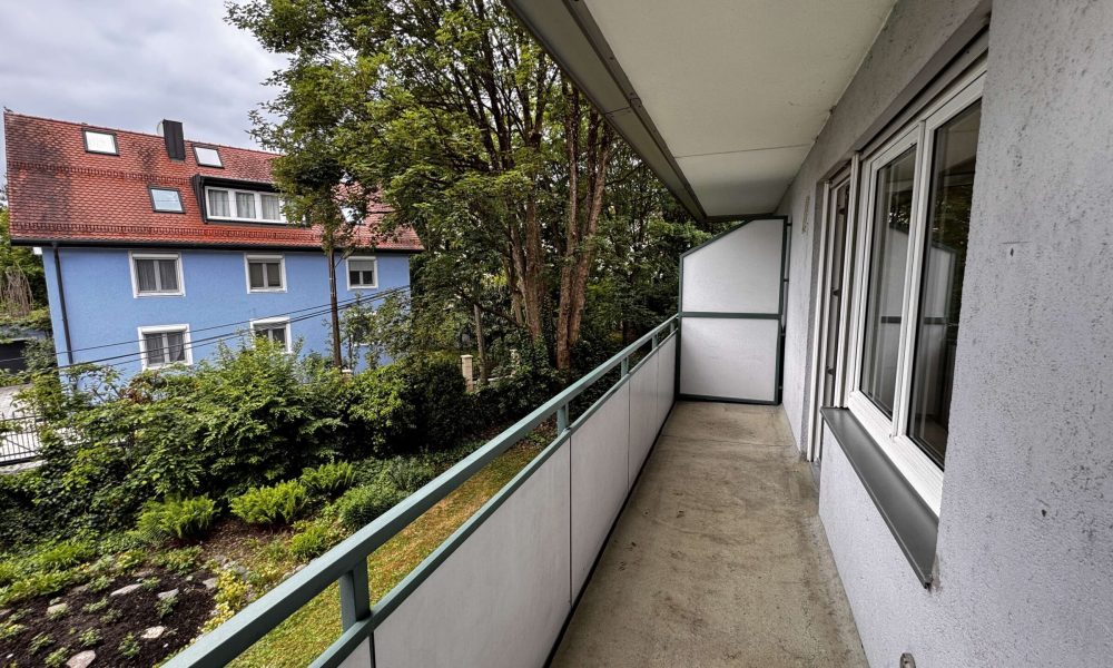 SEEBAUER | helle und sanierte Wohnung in Moosach – EBK, Südbalkon - Photo 4