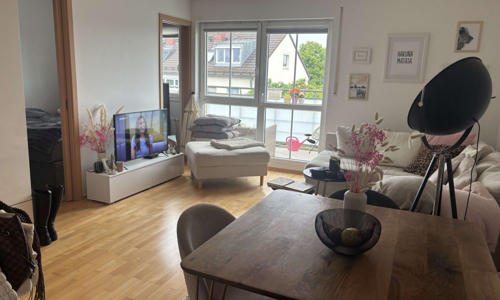 SEEBAUER | 2 Zi. im 4. OG – sehr ruhig – Balkon und EBK - Foto 1